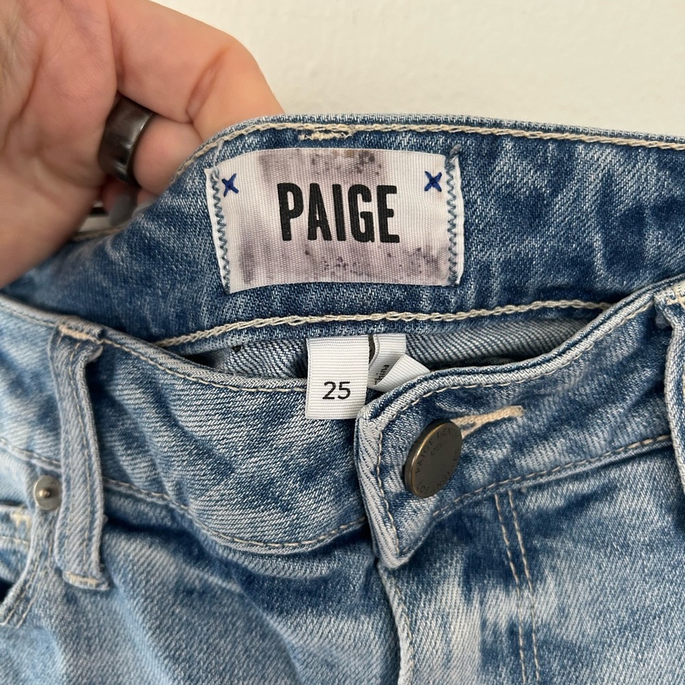 Paige Jimmy Jimmy Cotten denim shorts with a raw hem cuff Size 25 - Picture 2 of 6